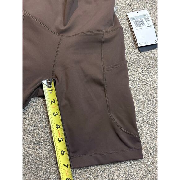 Nike One 8” High Rise Brown Biker Shorts - Size XS - Picture 9 of 12